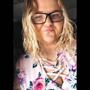 Meet your Posher, Alexandra